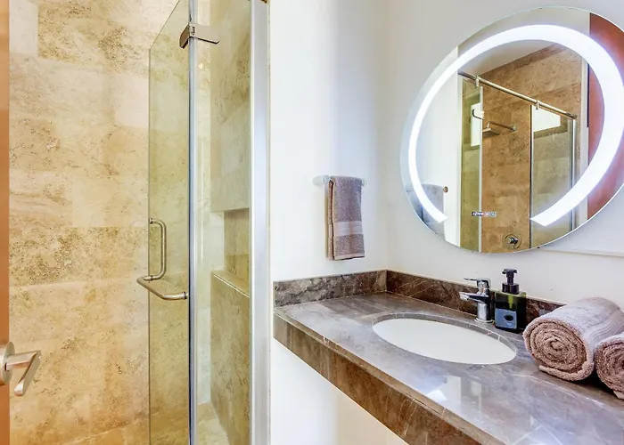 New Palmara With Pool And Paddle Court Gated