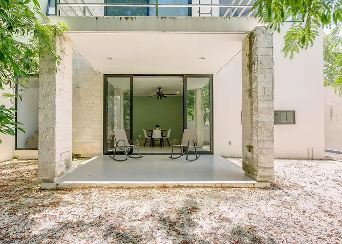 New Palmara With Pool And Paddle Court Gated